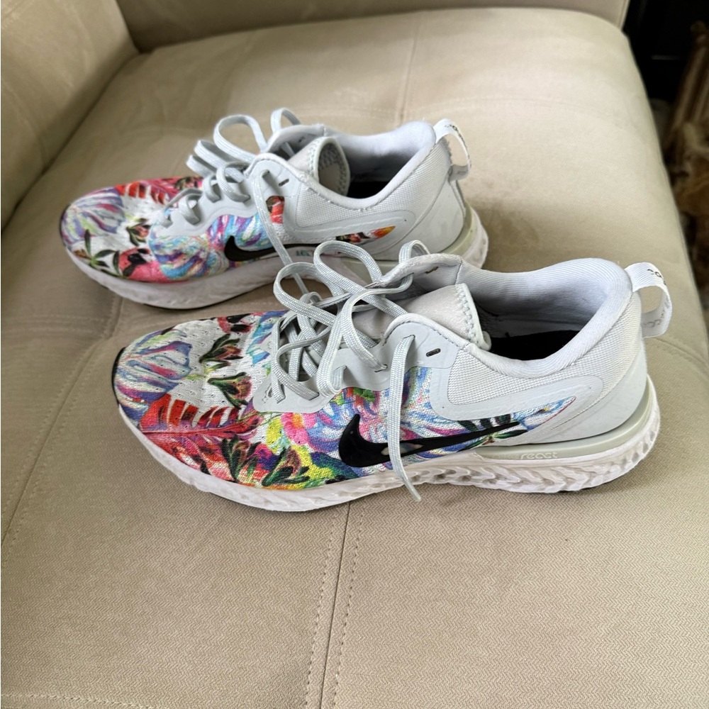 Nike Odyssey React women’s size 10 - Picture 2 of 5